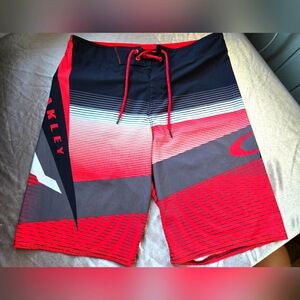 Oakley Gnarly Wave Red Black Boardshorts